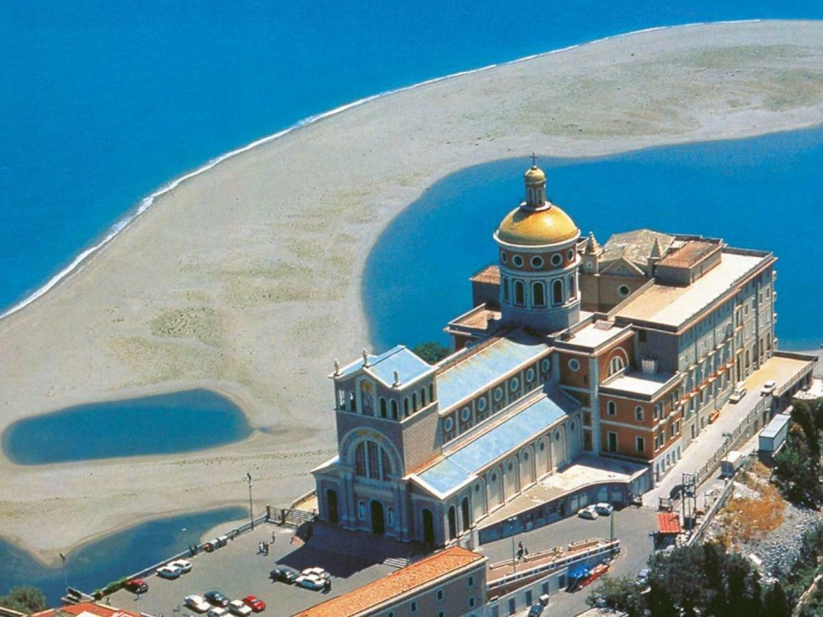 Casa Vacanze Il Gelsomino Patti Eksteriør bilde